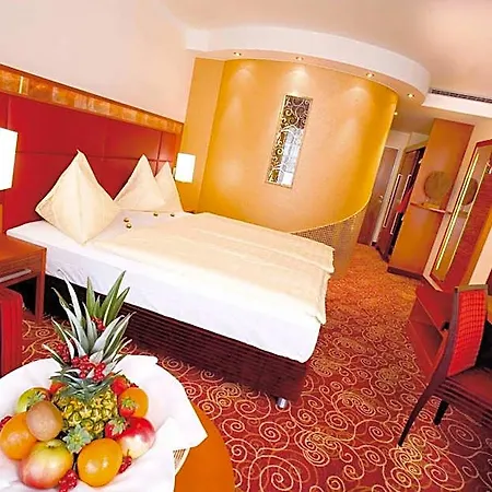 Eurothermenresort Hotel 4*