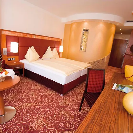 Eurothermenresort Hotel 4*